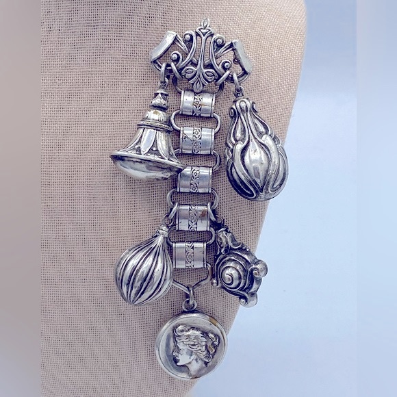 Vintage SilverTone Dangling Charm And Locket Brooch Very Unique 4 1/2” Long - Picture 8 of 9